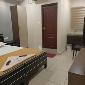 Motel Mhb, Kochi