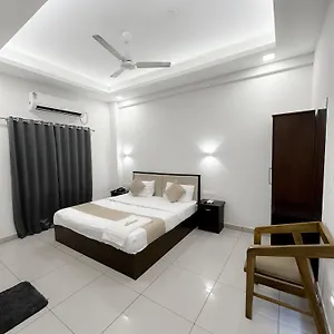 Hotel House, Kochi