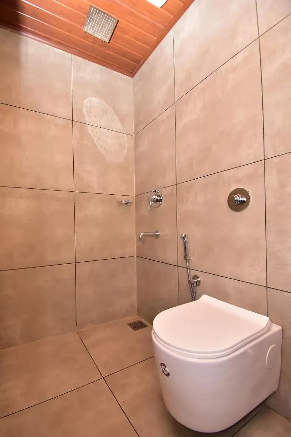 Orchid Suites Cochin Kochi 2*,